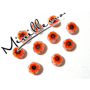 Millefiori placička s bílo/červenou/modrou květinou, 6x3 mm