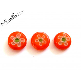 Placička oranžovo/červená se zelenou květinou, 10 mm