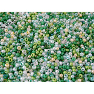 Mix rokajlových korálků zeleno/bílých, 2,2 mm