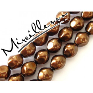 Voskové perle čokoládově hnědé, mačkané olivky, 7x6 mm