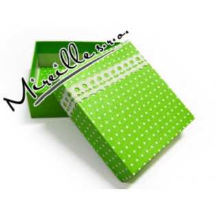 Dárková krabička zelená s puntíky, 7,5x6,5 cm