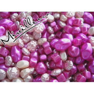 Mix jasně růžových voskových perlí