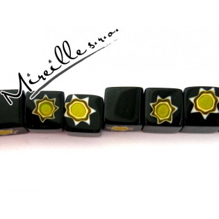Kostička Millefiori černá se žlutou hvězdou, +/- 10 mm