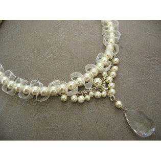 Perlový náhrdelník s broušenou kapkou
